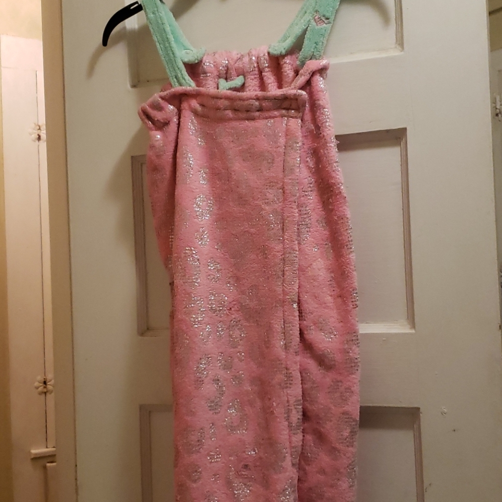 Justice bath robe